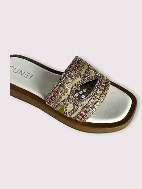 Multicolour Paisley Motif Embroidered Slider - cunei